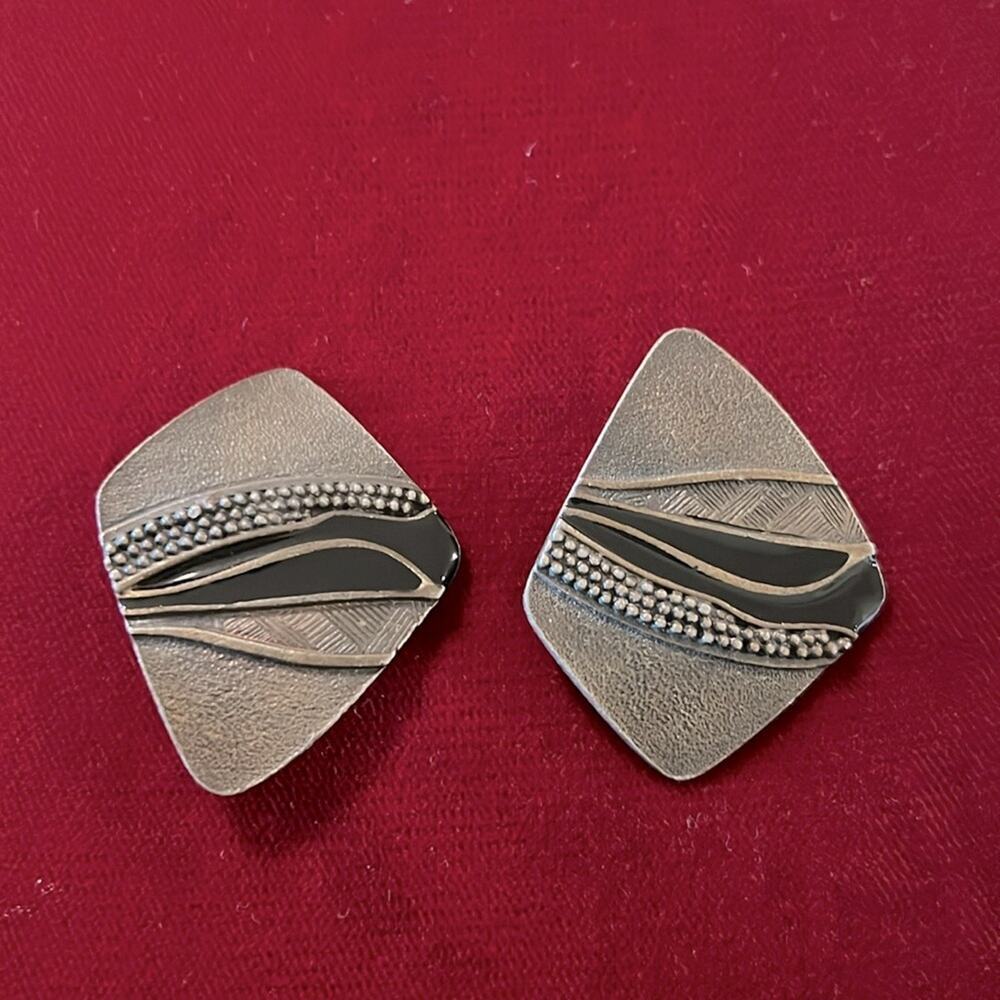 Vintage Clip Earrings